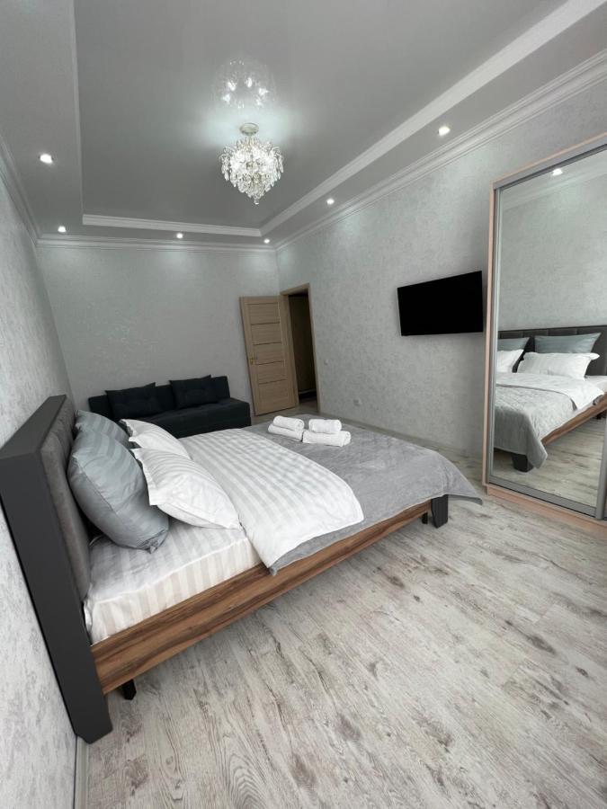 Уютная Квартира На Expo-Smart Замок Apartman Asztana Kültér fotó