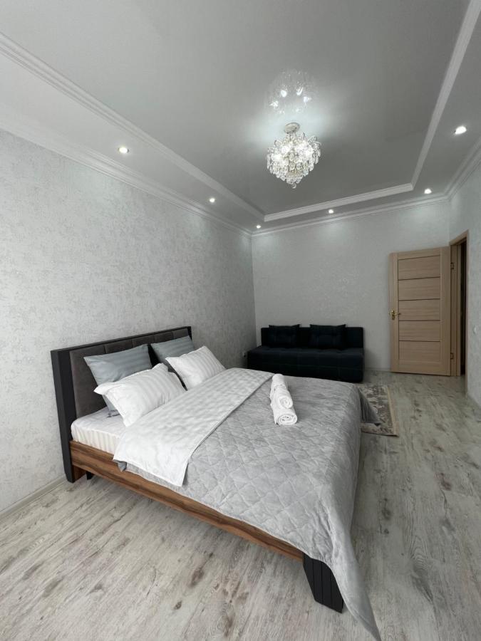 Уютная Квартира На Expo-Smart Замок Apartman Asztana Kültér fotó