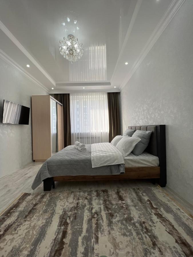Уютная Квартира На Expo-Smart Замок Apartman Asztana Kültér fotó